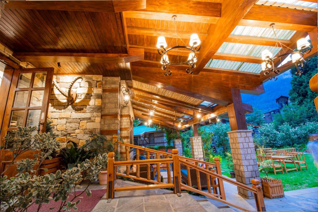 Johnson Lodge & Spa Manāli Exterior foto