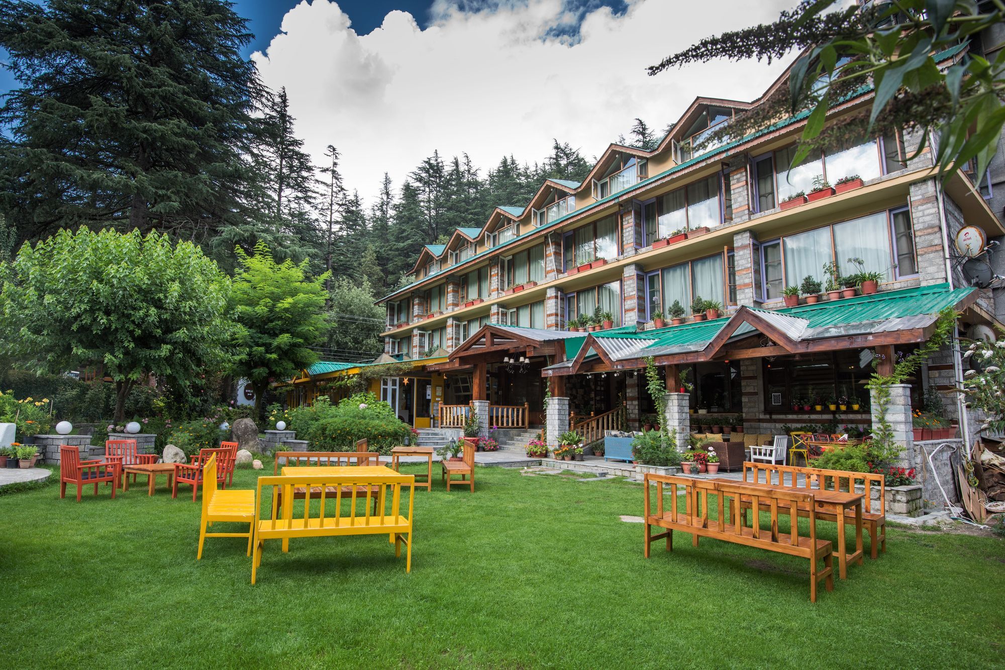Johnson Lodge & Spa Manāli Exterior foto